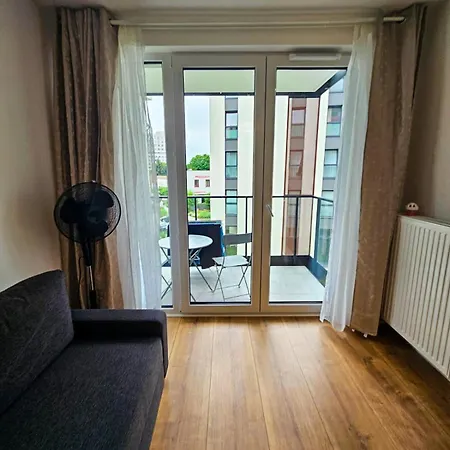 Elegant Two-Room Apartment, City Center, Balcony ,Sleeps 4 Krasków Eksteriør bilde