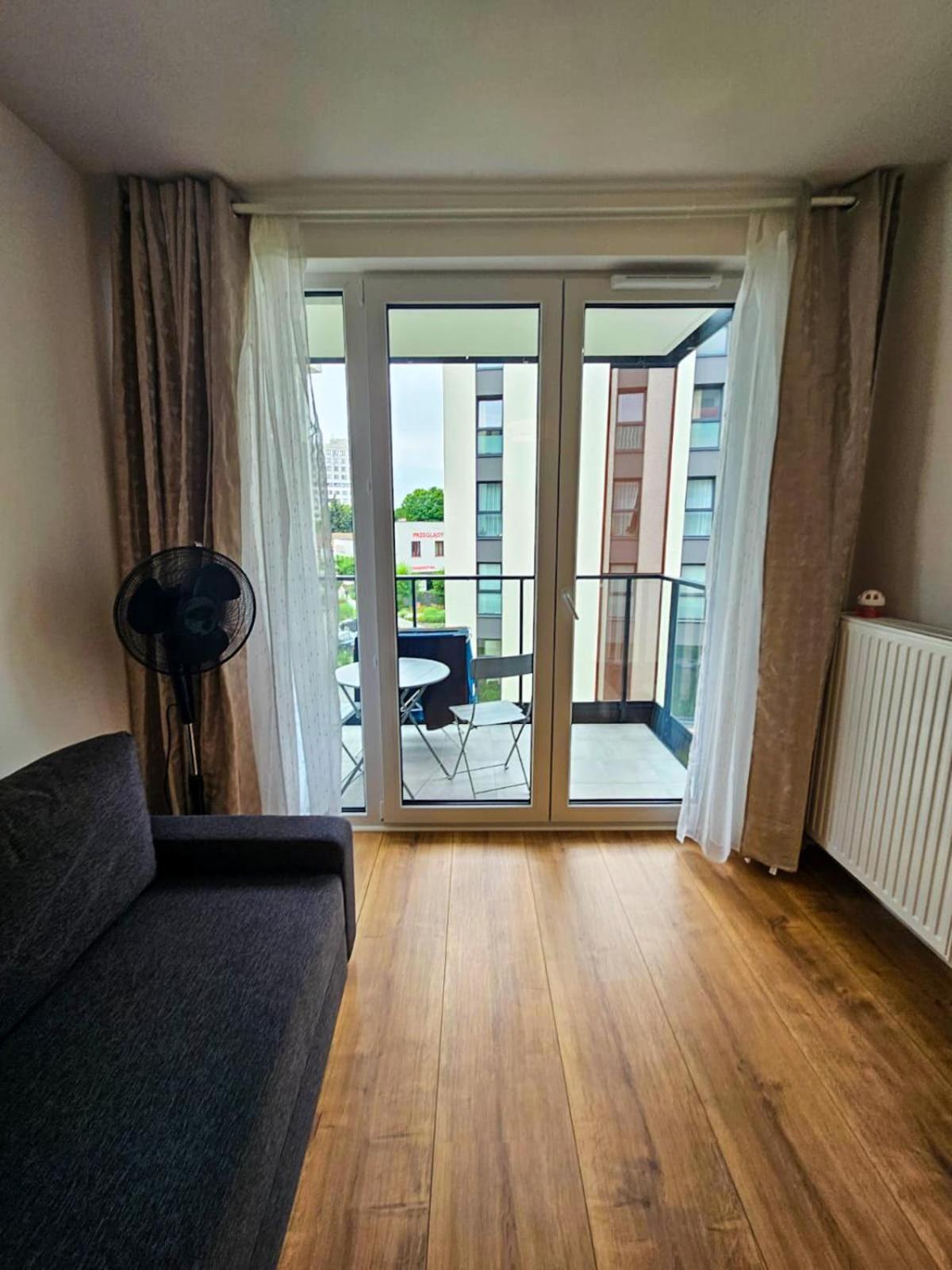 Elegant Two-room Apartment, Center, Balcony ,sleeps 4 Краків
