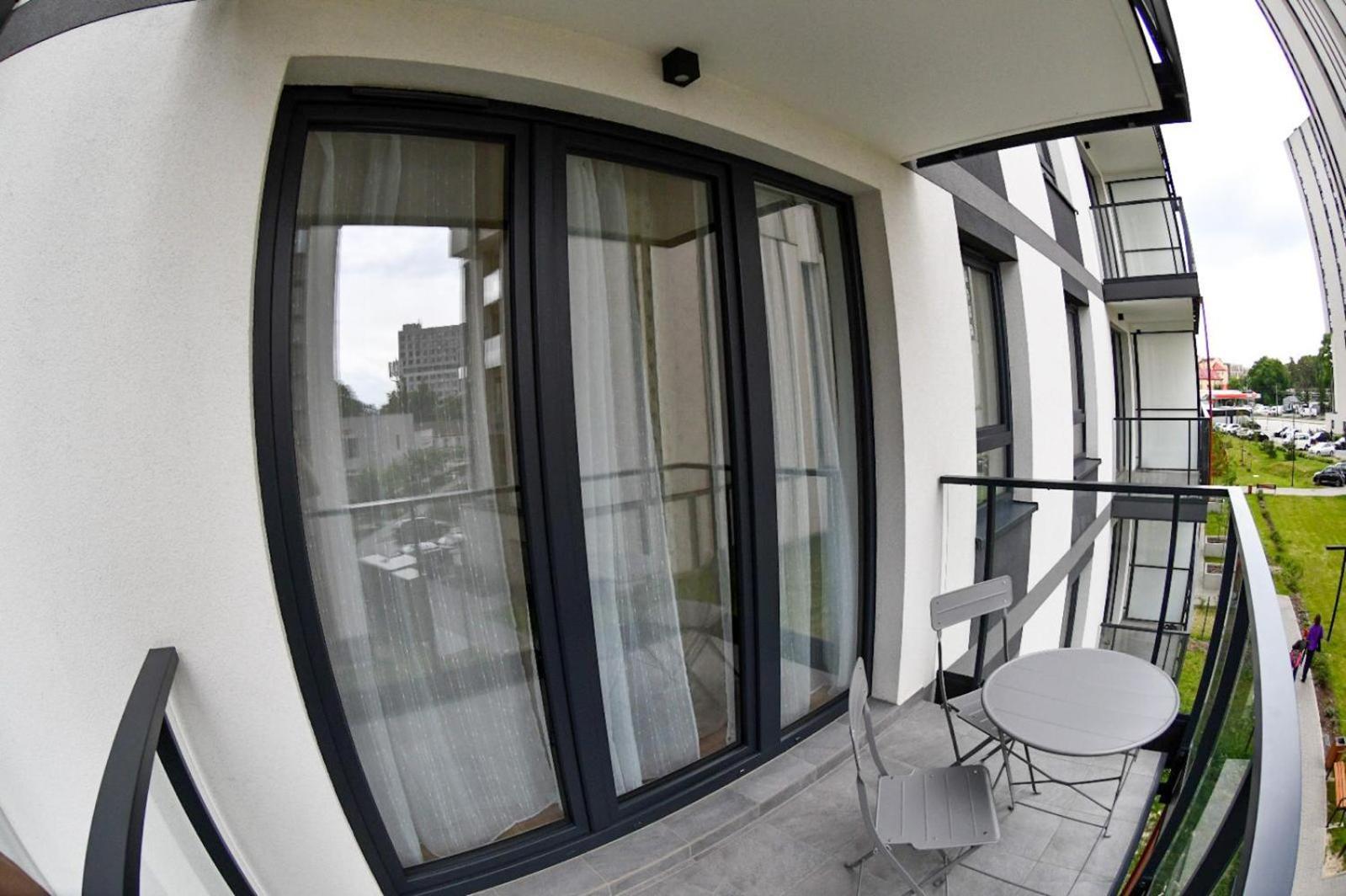 Апартаменти Elegant Two-room Apartment, Center, Balcony ,sleeps 4 *